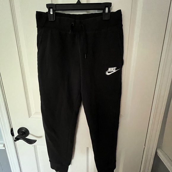 Nike jogging pants - Picture 2 of 2